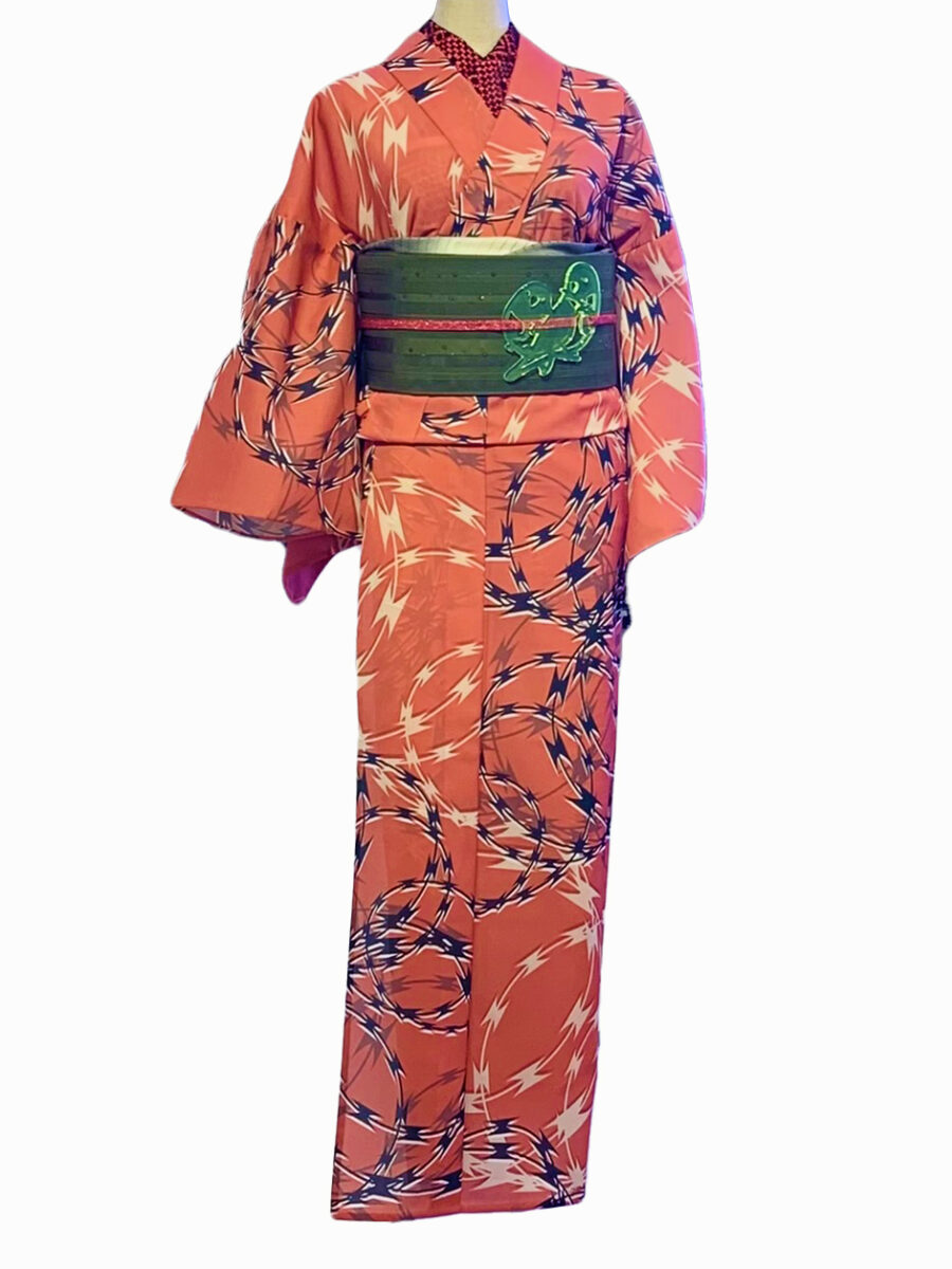 【即納品】セオα単衣片面プリントキモノ/鉄条網レッドＬサイズ - [玉のり]TAMANORI online shopping.